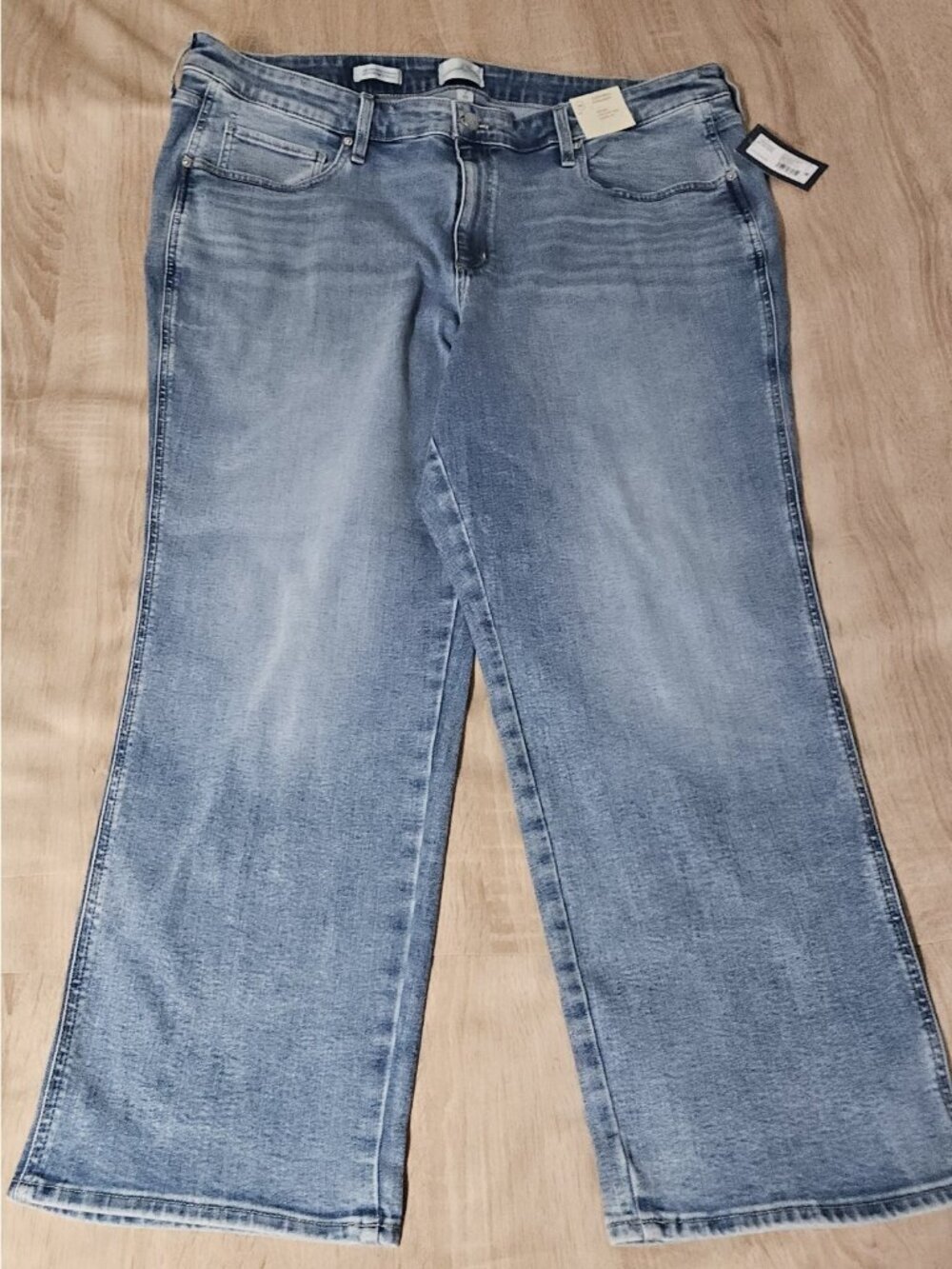 Womens High-Rise Everyday Straight Jeans Universal Thread Light Wash Plus Sz 26